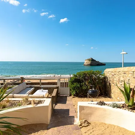 Апартаменти Aroha With Terrasse And Sea View In Біарріц