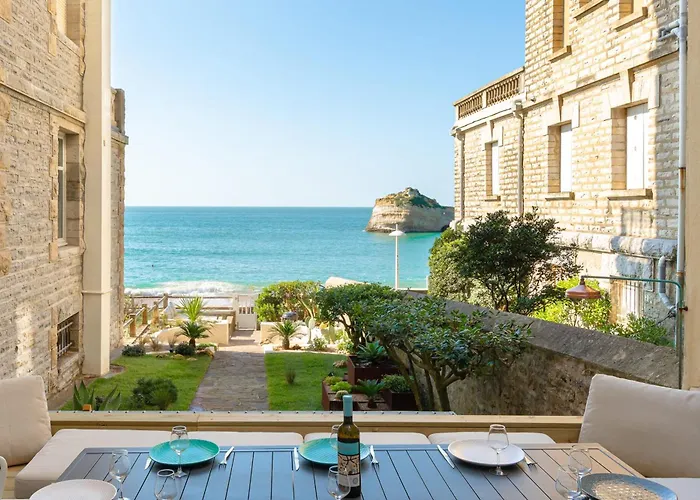 Aroha With Terrasse And Sea View In Apartment Biarritz