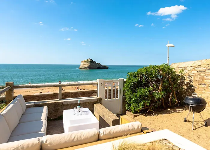 Aroha With Terrasse And Sea View In Апартаменти Біарріц